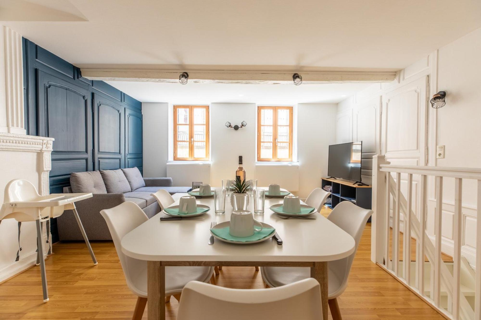 Le Petit Pirou # Cosy # Halte Auvergne 梯也尔 外观 照片